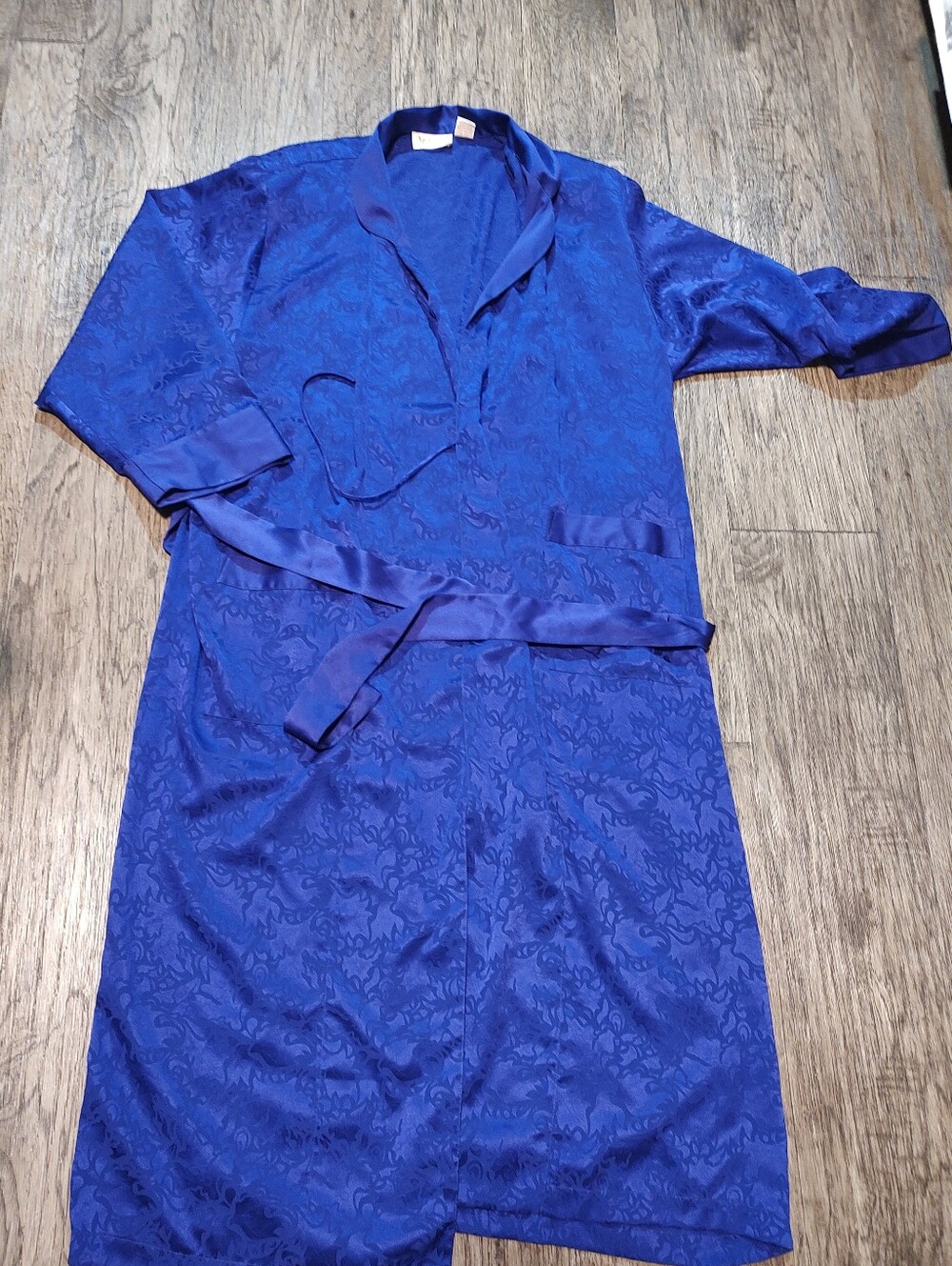 Victoria's Secret Purple Brocade Satin Robe Size L